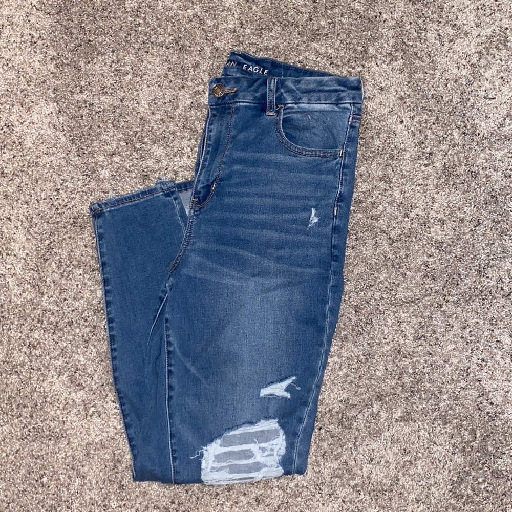 American Eagle distressed jeans